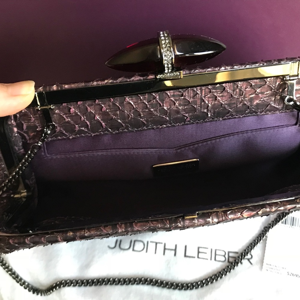 ⛔️SOLDAuthentic Judith Leiber Snake Leather Clutch - Picture 6 of 7